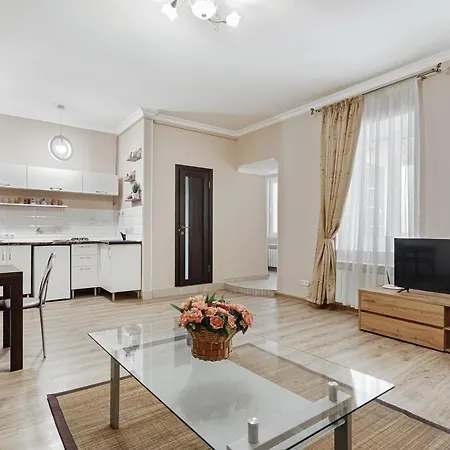 On Deribassovskaya Street Апартаменты